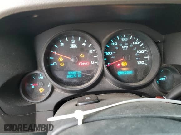2011 Chevrolet Silverado 1500 LS z VIN 1GCRCREA7BZ115987, wystawiony jako Copart lot #55118205 z przebiegiem 108 272 mil mil oraz Szkoda całkowita • Salvage title. Historia ofert i sprzedaży dostępna na DreamBid. Obrazek 9.