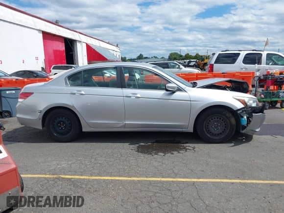 2009 Honda Accord LX с VIN JHMCP26379C006202, выставлен на аукционе IAAI как лот 43024615 с пробегом 125 038 миль миль и . История ставок и продаж доступна на DreamBid. Изображение 13.