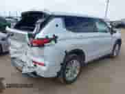 2024 Mitsubishi Outlander ES with VIN JA4J3UA88RZ012424, listed as a IAAI auction lot 43268094 with 33,505 mi miles and . Bid and sale history available at DreamBid. Image 4.