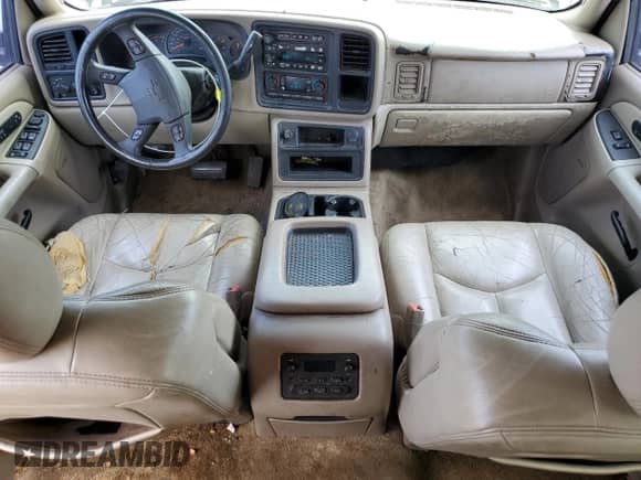 2003 Chevrolet Tahoe LT with VIN 1GNEC13Z93R120416, listed as a Copart auction lot 70852235 with 231,162 mi miles and Salvage title. Bid and sale history available at DreamBid. Image 8.