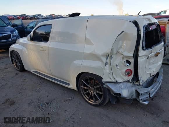 2010 Chevrolet HHR LS с VIN 3GCAAADB2AS588321, выставлен на аукционе IAAI как лот 41466603 с пробегом 223 301 миль миль и . История ставок и продаж доступна на DreamBid. Изображение 3.