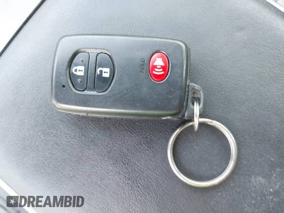 2016 Toyota Prius Two z VIN JTDZN3EU3GJ051504, wystawiony jako IAAI lot #42613924 z przebiegiem 138 128 mil mil oraz . Historia ofert i sprzedaży dostępna na DreamBid. Obrazek 11.