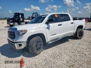 2019 Toyota Tundra SR5 z VIN 5TFDW5F11KX792120, wystawiony jako Copart lot #71176985 z przebiegiem 91 997 mil mil oraz Szkoda całkowita • Salvage title. Historia ofert i sprzedaży dostępna na DreamBid. Obrazek 1.