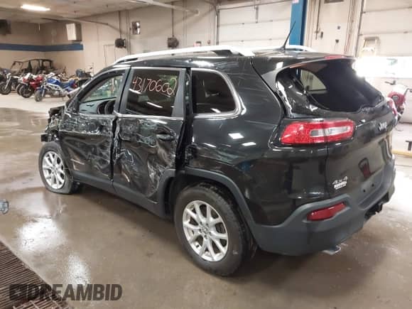 2014 Jeep Cherokee Latitude с VIN 1C4PJMCS0EW265280, выставлен на аукционе IAAI как лот 43170602 с пробегом 113 691 миль миль и . История ставок и продаж доступна на DreamBid. Изображение 3.