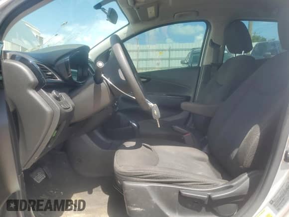 2020 Chevrolet Spark LT с VIN KL8CD6SA0LC466811, выставлен на аукционе Copart как лот 62316985 с пробегом 157 655 миль миль и Списание • Salvage title. История ставок и продаж доступна на DreamBid. Изображение 7.