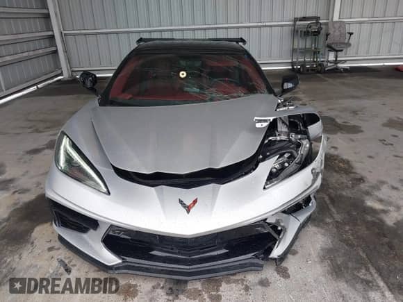 2020 Chevrolet Corvette 3LT with VIN 1G1Y83D42L5109232, listed as a IAAI auction lot 42651243 with 8,163 mi miles and . Bid and sale history available at DreamBid. Image 12.