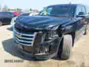 2019 Cadillac Escalade ESV Luxury с VIN 1GYS4HKJ9KR185367, выставлен на аукционе IAAI как лот 42478662 с пробегом 88 046 миль миль и . История ставок и продаж доступна на DreamBid. Изображение 6.