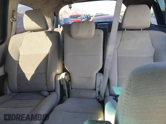 2011 Honda Odyssey EX с VIN 5FNRL5H43BB021433, выставлен на аукционе Copart как лот 80470185 с пробегом 179 192 миль миль и Списание • Salvage title. История ставок и продаж доступна на DreamBid. Изображение 10.