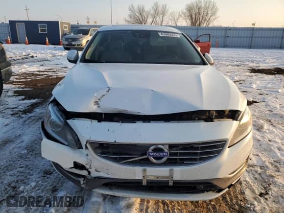 2017 Volvo S60 Inscription Platinum с VIN LYV402TMXHB126070, выставлен на аукционе Copart как лот 45665055 с пробегом 76 271 миль миль и Списание • Salvage title. История ставок и продаж доступна на DreamBid. Изображение 5.