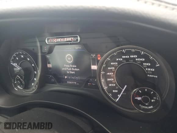 2020 Ram 1500 Rebel z VIN 1C6SRFLT4LN317415, wystawiony jako Copart lot #67455185 z przebiegiem 58 773 mil mil oraz Nie do naprawy • Non repairable. Historia ofert i sprzedaży dostępna na DreamBid. Obrazek 9.