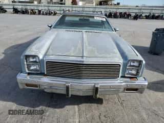 1977 Chevrolet El Camino z VIN 1D80L7R420505, wystawiony jako Copart lot #82137504 z przebiegiem 48 606 mil mil oraz Czysty tytuł • Clean title. Historia ofert i sprzedaży dostępna na DreamBid. Obrazek 5.