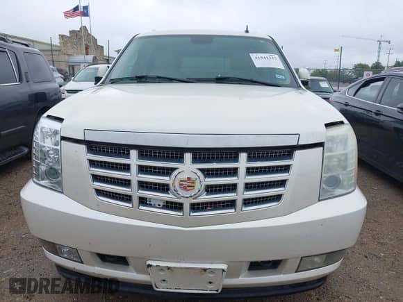 2007 Cadillac Escalade ESV с VIN 1GYFK66887R202024, выставлен на аукционе IAAI как лот 41841337 с пробегом 185 085 миль миль и . История ставок и продаж доступна на DreamBid. Изображение 6.