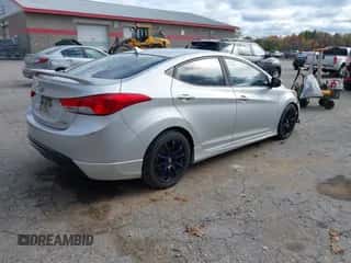 2013 Hyundai Elantra GLS с VIN KMHDH4AE0DU639176, выставлен на аукционе IAAI как лот 43493472 с пробегом 191 632 миль миль и . История ставок и продаж доступна на DreamBid. Изображение 4.