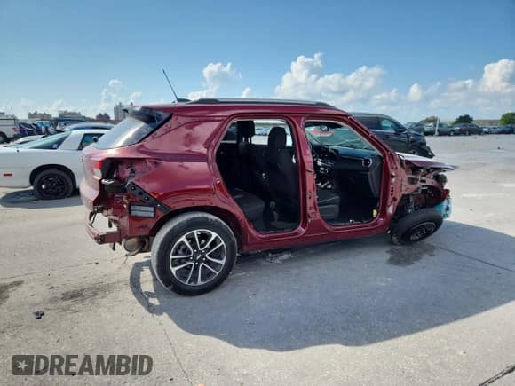2024 Chevrolet TrailBlazer LT z VIN KL79MPSL8RB131624, wystawiony jako Copart lot #69643895 z przebiegiem 13 237 mil mil oraz Szkoda całkowita • Salvage title. Historia ofert i sprzedaży dostępna na DreamBid. Obrazek 3.