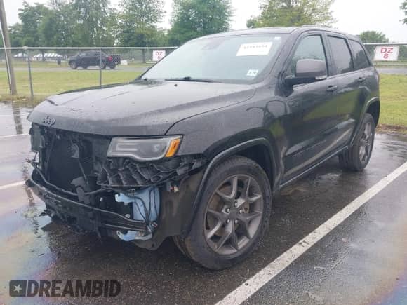 2021 Jeep Grand Cherokee Limited with VIN 1C4RJFBGXMC637709, listed as a IAAI auction lot 42343424 with 51,318 mi miles and . Bid and sale history available at DreamBid. Image 2.