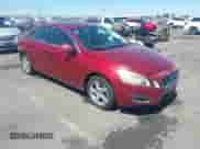 2012 Volvo S60 T5 с VIN YV1622FS1C2051230, выставлен на аукционе IAAI как лот 42949592 с пробегом 135 248 миль миль и . История ставок и продаж доступна на DreamBid. Изображение 1.