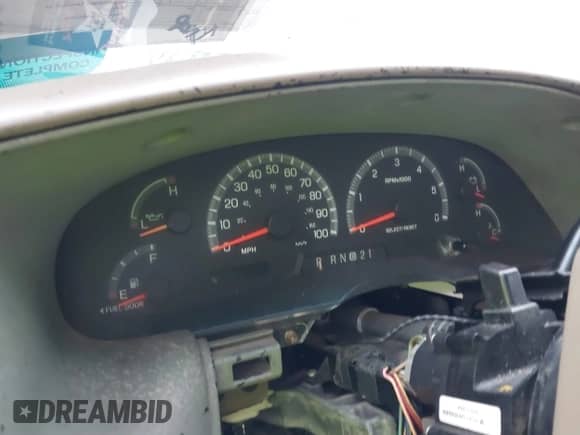 2002 Ford F-150 XLT с VIN 1FTRW08L42KE05595, выставлен на аукционе IAAI как лот 43276166 с пробегом Не указан миль и . История ставок и продаж доступна на DreamBid. Изображение 7.