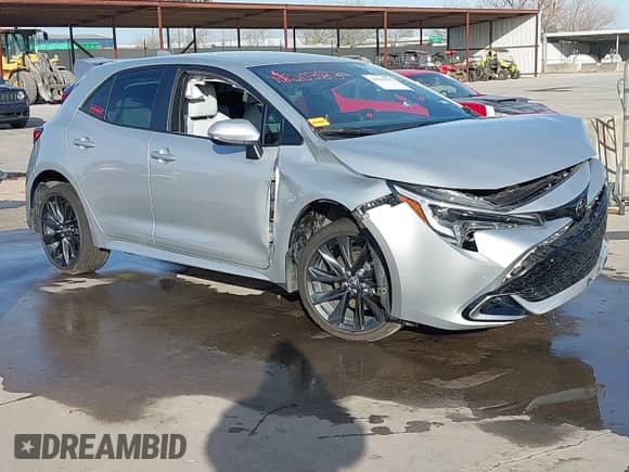 2025 Toyota Corolla XSE with VIN JTNC4MBEXS3242177, listed as a IAAI auction lot 41820383 with 7,897 mi miles and . Bid and sale history available at DreamBid. Image 1.