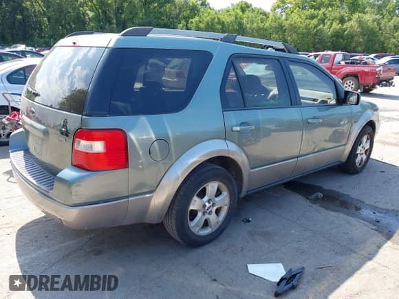 2005 Ford Freestyle SEL с VIN 1FMZK021X5GA74480, выставлен на аукционе IAAI как лот 42598113 с пробегом 255 872 миль миль и . История ставок и продаж доступна на DreamBid. Изображение 4.