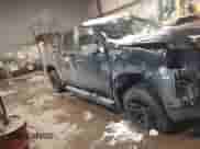 2024 Chevrolet Silverado 1500 Custom Trail Boss с VIN 3GCUDCEDXRG122943, выставлен на аукционе IAAI как лот 41504142 с пробегом 18 537 миль миль и . История ставок и продаж доступна на DreamBid. Изображение 13.