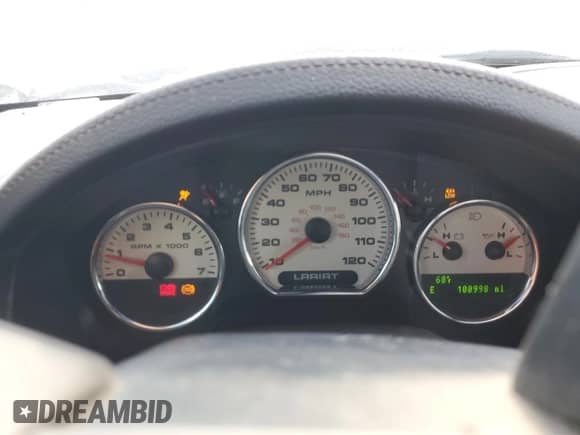 2008 Ford F-150 XLT с VIN 1FTPW14V18FA36751, выставлен на аукционе Copart как лот 71282815 с пробегом 100 998 миль миль и Списание • Salvage title. История ставок и продаж доступна на DreamBid. Изображение 9.