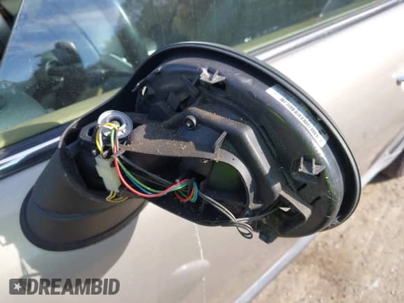 2009 MINI Hardtop S с VIN WMWMF73529TT99485, выставлен на аукционе IAAI как лот 43543003 с пробегом 101 131 миль миль и . История ставок и продаж доступна на DreamBid. Изображение 6.
