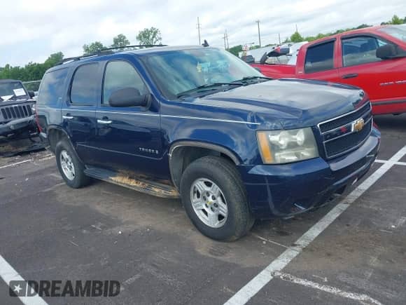 2007 Chevrolet Tahoe LTZ с VIN 1GNFC13J17R171865, выставлен на аукционе IAAI как лот 42472292 с пробегом 189 136 миль миль и . История ставок и продаж доступна на DreamBid. Изображение 1.