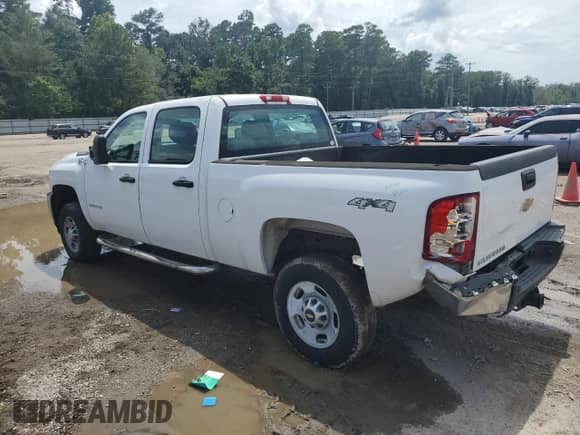 2013 Chevrolet Silverado 2500HD Work Truck с VIN 1GC1KVCG1DF223767, выставлен на аукционе Copart как лот 55690065 с пробегом 284 414 миль миль и Списание • Salvage title. История ставок и продаж доступна на DreamBid. Изображение 2.