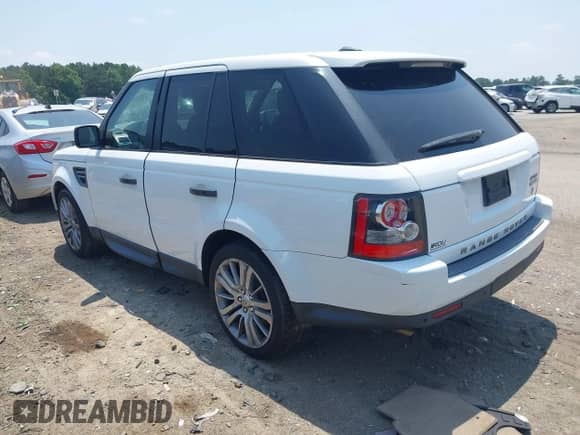 2011 Land Rover Range Rover Sport HSE Lux z VIN SALSK2D49BA704912, wystawiony jako IAAI lot #42583257 z przebiegiem 129 948 mil mil oraz . Historia ofert i sprzedaży dostępna na DreamBid. Obrazek 3.