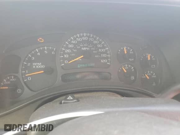 2004 Chevrolet Silverado 2500 LS z VIN 1GCGK23U44F209084, wystawiony jako Copart lot #70489105 z przebiegiem 224 196 mil mil oraz Czysty tytuł • Clean title. Historia ofert i sprzedaży dostępna na DreamBid. Obrazek 9.