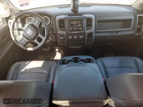 2018 Ram 1500 Tradesman z VIN 1C6RR6FG8JS330468, wystawiony jako Copart lot #66858715 z przebiegiem 114 890 mil mil oraz Szkoda całkowita • Salvage title. Historia ofert i sprzedaży dostępna na DreamBid. Obrazek 8.