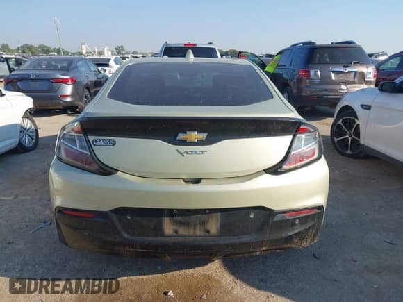 2017 Chevrolet Volt Premier z VIN 1G1RB6S53HU117419, wystawiony jako IAAI lot #43360841 z przebiegiem 97 138 mil mil oraz . Historia ofert i sprzedaży dostępna na DreamBid. Obrazek 16.