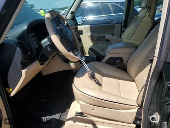 2003 Land Rover Discovery SE with VIN SALTW16443A805227, listed as a Copart auction lot 66317635 with Not provided miles and Clean title. Bid and sale history available at DreamBid. Image 7.