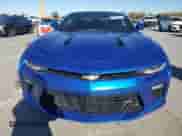 2018 Chevrolet Camaro 2SS z VIN 1G1FH3D73J0162310, wystawiony jako Copart lot #83900234 z przebiegiem 64 523 mil mil oraz Szkoda całkowita • Salvage title. Historia ofert i sprzedaży dostępna na DreamBid. Obrazek 5.