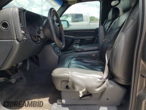 2001 Chevrolet Silverado 1500HD LS с VIN 1GCGC13U01F183621, выставлен на аукционе Copart как лот 64191004 с пробегом 378 320 миль миль и Списание • Salvage title. История ставок и продаж доступна на DreamBid. Изображение 7.