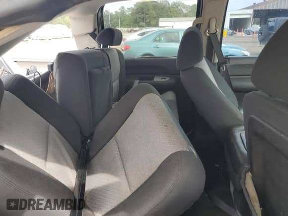 2007 Chevrolet Silverado 1500 LS с VIN 2GCEK13C671713673, выставлен на аукционе Copart как лот 81448195 с пробегом 170 636 миль миль и Списание • Salvage title. История ставок и продаж доступна на DreamBid. Изображение 10.