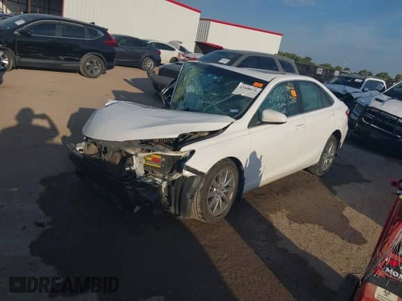 2016 Toyota Camry XLE с VIN 4T1BF1FK8GU576018, выставлен на аукционе IAAI как лот 43400636 с пробегом Не указан миль и . История ставок и продаж доступна на DreamBid. Изображение 15.