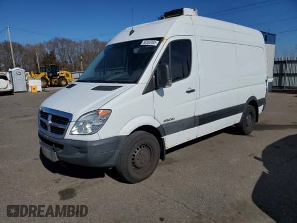 2007 Dodge Sprinter with VIN WD0PE745175222470, listed as a Copart auction lot 50352455 with 66,195 mi miles and Clean title. Bid and sale history available at DreamBid. Image 1.