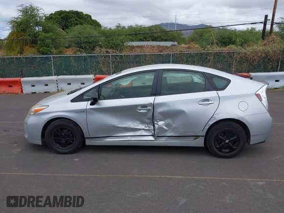 2012 Toyota Prius One with VIN JTDKN3DU9C5421490, listed as a IAAI auction lot 42991433 with 73,865 mi miles and . Bid and sale history available at DreamBid. Image 13.