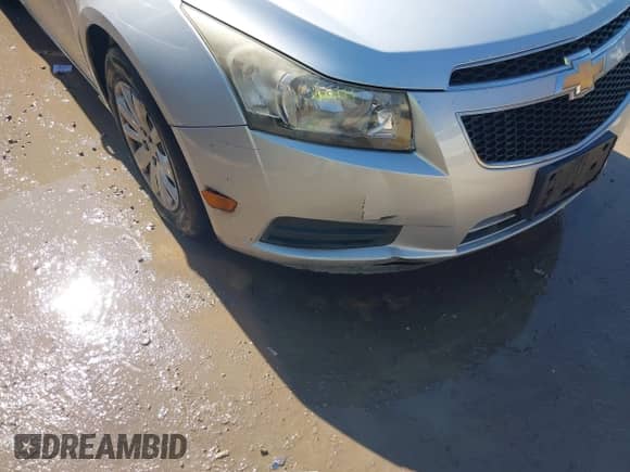 2011 Chevrolet Cruze LS with VIN 1G1PC5SH7B7299303, listed as a IAAI auction lot 43402273 with 114,284 mi miles and . Bid and sale history available at DreamBid. Image 6.