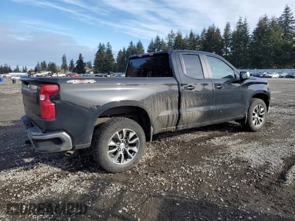 2023 Chevrolet Silverado 1500 LT with VIN 1GCRDDEK6PZ238132, listed as a Copart auction lot 42921755 with 50,430 mi miles and Salvage title. Bid and sale history available at DreamBid. Image 3.