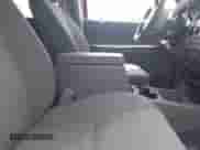 2005 Dodge Durango SXT z VIN 1D4HD38N75F608193, wystawiony jako IAAI lot #42409497 z przebiegiem 195 339 mil mil oraz . Historia ofert i sprzedaży dostępna na DreamBid. Obrazek 5.