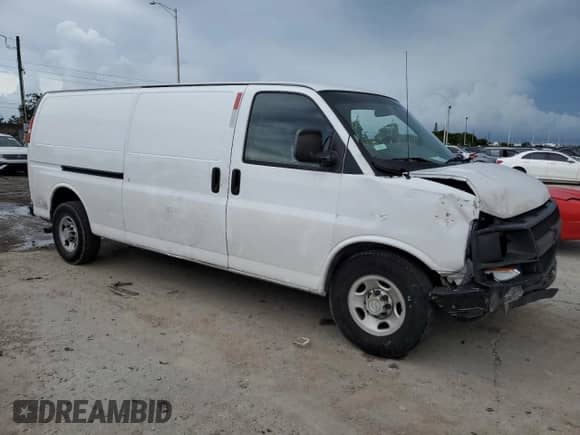 2009 Chevrolet Express Cargo с VIN 1GCHG39C591160234, выставлен на аукционе Copart как лот 68223424 с пробегом 191 040 миль миль и Списание • Salvage title. История ставок и продаж доступна на DreamBid. Изображение 4.
