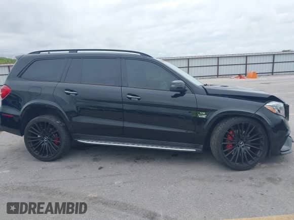 2017 Mercedes-Benz GLS 63 AMG z VIN 4JGDF7FE8HA911383, wystawiony jako IAAI lot #42526928 z przebiegiem 73 307 mil mil oraz . Historia ofert i sprzedaży dostępna na DreamBid. Obrazek 13.