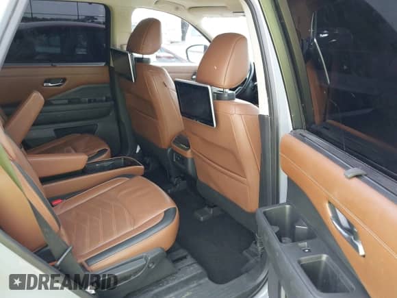 2022 Nissan Pathfinder Platinum с VIN 5N1DR3DH7NC216826, выставлен на аукционе IAAI как лот 41888575 с пробегом 71 663 миль миль и . История ставок и продаж доступна на DreamBid. Изображение 8.