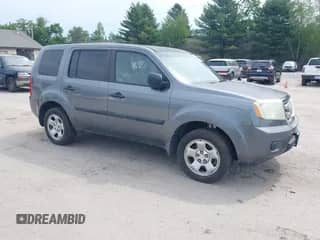 2010 Honda Pilot LX with VIN 5FNYF3H27AB009581, listed as a IAAI auction lot 42483262 with 201,962 mi miles and . Bid and sale history available at DreamBid. Image 1.