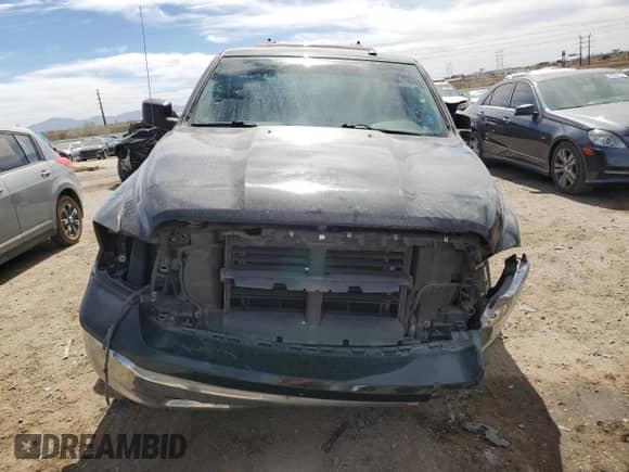 2020 Ram 1500 Tradesman z VIN 3C6RR6KT3LG134192, wystawiony jako Copart lot #47568135 z przebiegiem 76 529 mil mil oraz Szkoda całkowita • Salvage title. Historia ofert i sprzedaży dostępna na DreamBid. Obrazek 5.