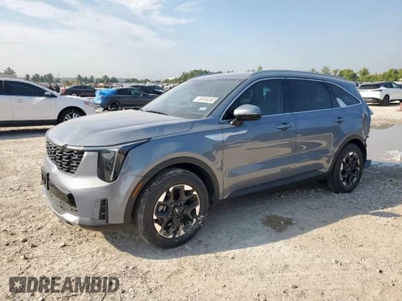 2025 Kia Sorento S с VIN 5XYRL4JC6SG342144, выставлен на аукционе Copart как лот 80446365 с пробегом 3 070 миль миль и Списание • Salvage title. История ставок и продаж доступна на DreamBid. Изображение 1.