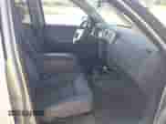 2006 Dodge Dakota SLT z VIN 1D7HW48NX6S645556, wystawiony jako IAAI lot #42597957 z przebiegiem 161 178 mil mil oraz . Historia ofert i sprzedaży dostępna na DreamBid. Obrazek 5.