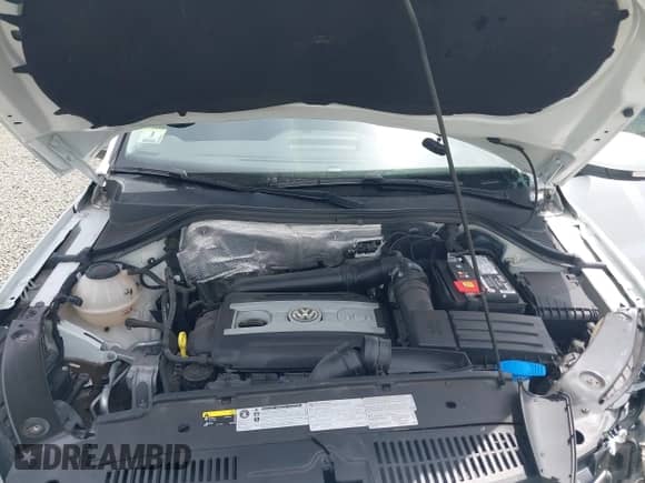 2017 Volkswagen Tiguan S с VIN WVGBV7AX5HK053318, выставлен на аукционе IAAI как лот 42598633 с пробегом 46 482 миль миль и . История ставок и продаж доступна на DreamBid. Изображение 10.